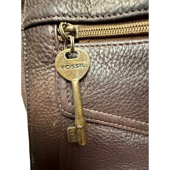 Vintage Fossil 1954 Shoulder Bag Purse 75082 Multiple Pockets Clean Inside - Picture 3 of 12